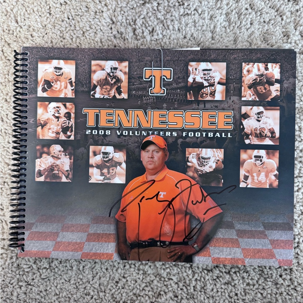 Phillip Fulmer Signed 2008 Tennessee Vols Football Media Guide